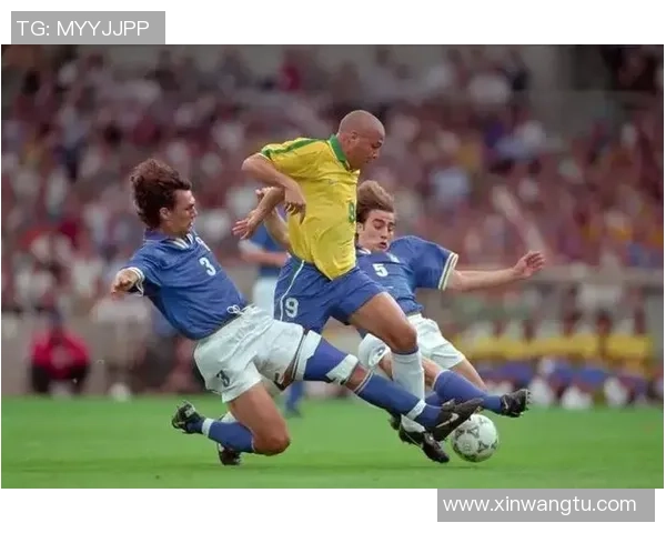 挑战猜足球明星视频，看看你能认出多少位传奇球员的精彩瞬间